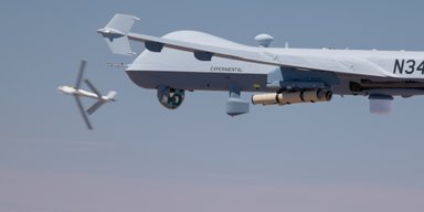 Впервые в истории: США запустили дроны-камикадзе Switchblade 600 с беспилотника (фото)