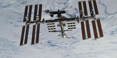 NASA срочно возвращает астронавтов с орбиты: названа дата, что произошло (фото)