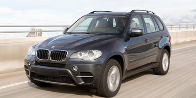 Власник BMW отримає майже $2 мільйони компенсації за відрубаний дверима палець (фото)