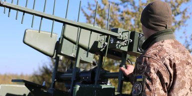 Глушать сигнали й обманюють радари: Міноборони допустило до експлуатації нові системи РЕБ