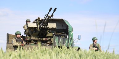 В Донецкой области ВС РФ захватили несколько кварталов в Горняке и движутся на запад от Украинска