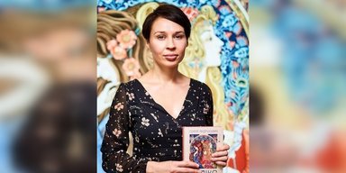 Відома українська письменниця розлучається з чоловіком після 22 років шлюбу (фото)