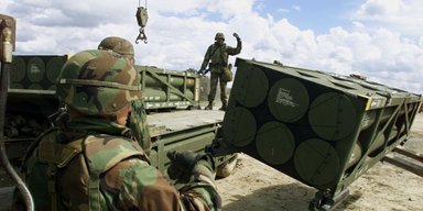Дозвіл на далекобійні удари по РФ: розвідка США попереджає про відповідь Москви та ескалацію