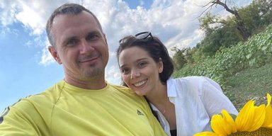 Жена Олега Сенцова показала их сына: как выглядит 3-летний Демьян (фото)