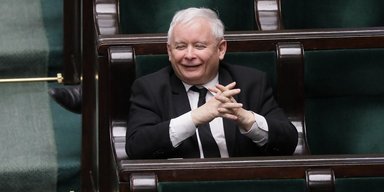 Пока существует "культ Бандеры": Качиньский пригрозил заблокировать вступление Украины в ЕС