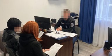 Почти 2 млн гривен: в Ровненской области две женщины незаконно получали боевые доплаты (фото)