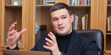 Михайло Федоров знає, як вимкнути російські Starlink на фронті — він говорив з Ілоном Маском