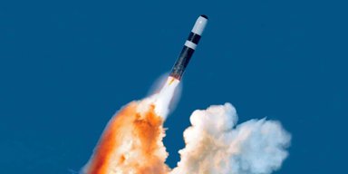 ВМС США получат на вооружение ядерную ракету Trident II D5: что известно об оружии