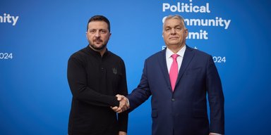 Выступление Зеленского в Будапеште вырезали с официальной трансляции: в ОП отреагировали (видео)