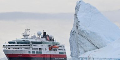 Космiчнi проекти, криль та прісна вода: чим багата Антарктида, кому все дістанеться та чи загрожує війна за континент