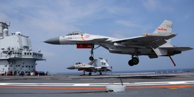 Оружие авианосца Fujian: что известно о новейшем палубном истребителе J-15D ВМС Китая