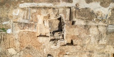 Сыграл важную роль: во Франции археологи раскопали римский город (фото)