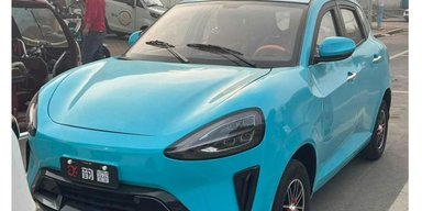 У Китаї створили дешевий клон першого електромобіля Xiaomi (фото)