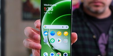 Топ 5 смартфонів на потужному чипі і не за всі гроші світу: плюси Vivo, OnePlus, Motorola та ін.