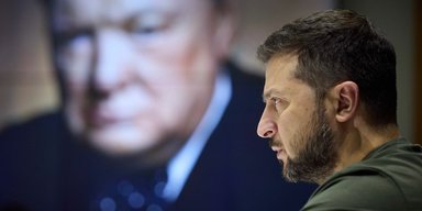 "Феномен Черчилля": Зеленський стурбований можливою поразкою на виборах, — The Guardian