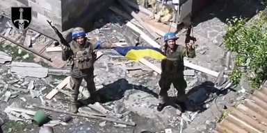 Ожесточенные бои в Богатыре: бойцы Сил обороны выбили противника из застройки (видео)