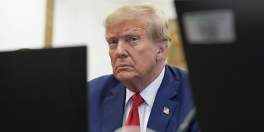 "Они совершили ошибку": Трамп отреагировал на удар россиян по Сумах (видео)