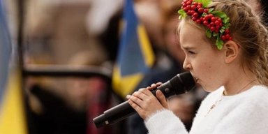 "Не обговорюють війну у школі": у Фінляндії 11-річну українку змусили співати російську "Калинку"