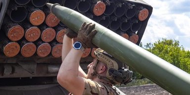 Тривають важкі бої: Сирський доповів Зеленському про ситуацію під Покровськом і Торецьком