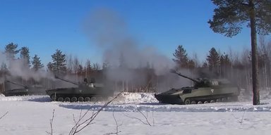 Дістане до Кринок: "Атеш" виявили дивізіон САУ "Гвоздика" на залізниці в Криму (фото)