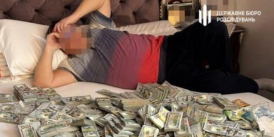 Сотни квартир, элитные машины, оружие: что нашло АРМА у фигурантов коррупционных скандалов МСЭК