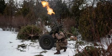 Відхід із Бахмута. Навіщо утримують місто і яке рішення ухвалить Залужний