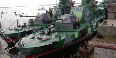 Катера с защитой от дронов: Россия собирается пустить в бой Днепровскую флотилию