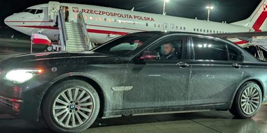 Грязный BMW для Навроцкого: в Польше разгорелся скандал после визита президента в Латвию