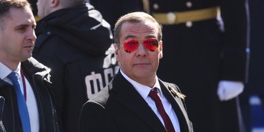 Угрожает Боррелю и Борису Джонсону: Медведев предложил уничтожать "врагов" России