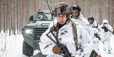 Запад зарабатывает на войне. Как убедить союзников выделить деньги Украине
