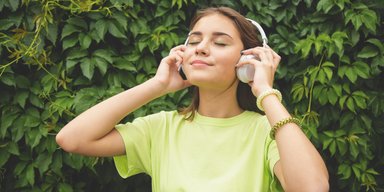 Лучшие треки мая. Игрушечные драконы, живые змеи и покемоны-юбиляры