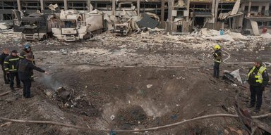 Баллистика, "Кинжалы", сотни шахедов: Россия ночью атаковала Украину — что известно