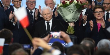 Лидирует "ПиС": партия власти победила на парламентских выборах в Польше, — результаты экзитполов