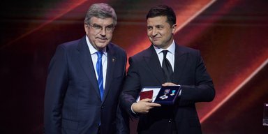 100 новых стадионов и заявка на Олимпиаду. Что пообещал Зеленский на 30-летие НОК