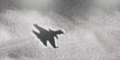 F-16 Тайваню тримали під прицілом винищувачі J-15 Китаю, які відпрацьовували вторгнення (відео)