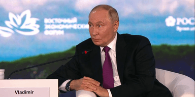 Україною керують інопланетяни або іноземці, — Путін (відео)