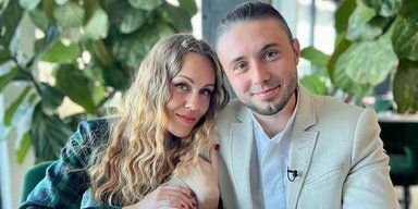 "Была на чемоданах каждый месяц": певица Alyosha призналась, сколько ей стоила жизнь в США (видео)