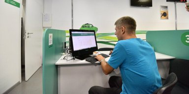 Чоловік не міг скласти теоретичний іспит з водіння 9 років: чому йому знадобилося 139 спроб