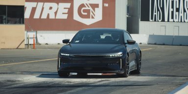 Американский конкурент Tesla Model S удивил временем разгона по прямой (видео)