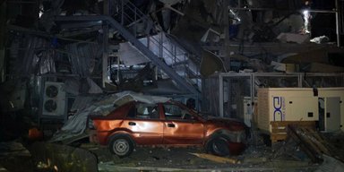 Зруйнований "АТБ" у Запоріжжі та затримки поїздів на Одещині: наслідки нічної атаки БПЛА