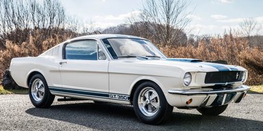 Старий 60-річний Ford пішов із молотка за мільйон доларів (фото)