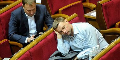 Повторение пройденного. Почему депутатов Верховной Рады история ничему не учит