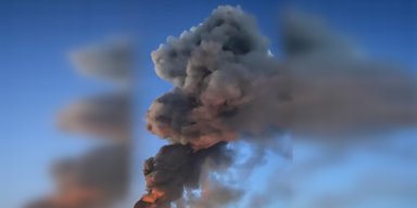 Поврежденные дома и горящие склады: в пяти районах Киевской области наблюдаются последствия массированной атаки РФ