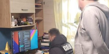 Слідкував за бойовими літаками Повітряних сил: СБУ викрила агента РФ (фото)
