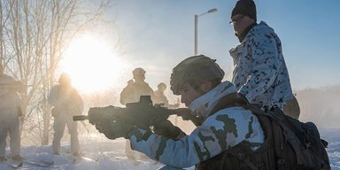 Поруч з РФ: Фінляндія пропонує розмістити штаб НАТО на своїй території