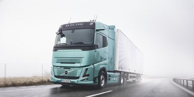 Volvo показала нового конкурента Tesla Semi із запасом ходу 600 км (фото)