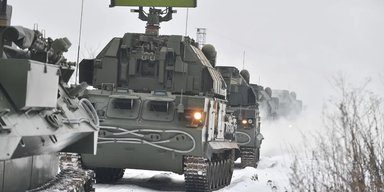 РФ посилила військову активність на Донбасі: на якому напрямку ворог готується до атаки (відео)