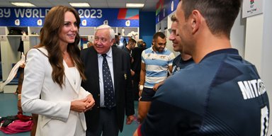 Стало известно, почему Кейт Миддлтон стала чаще появляться в деловых костюмах