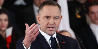Виступав проти вступу України в ЄС та НАТО: на виборах президента Польщі переміг Навроцький (інфографіка)