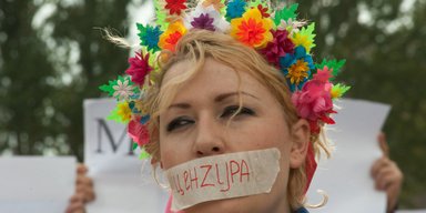 Цензор вместо омбудсмена. Законом о медиа власть хочет защитить себя от журналистов